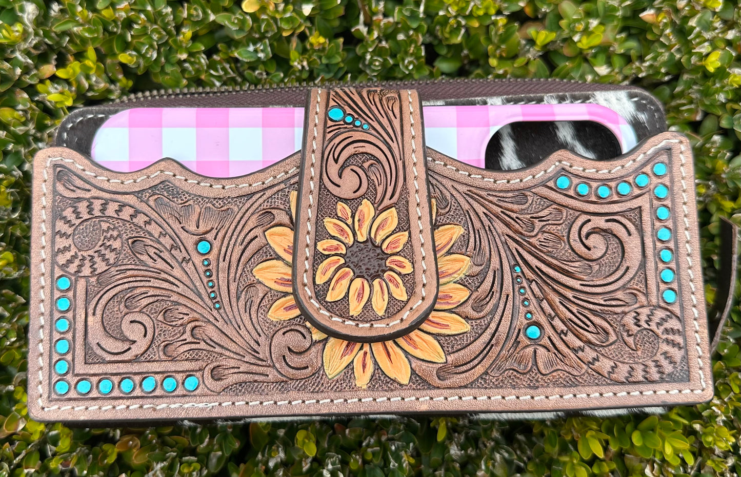 wallet with phone pocket