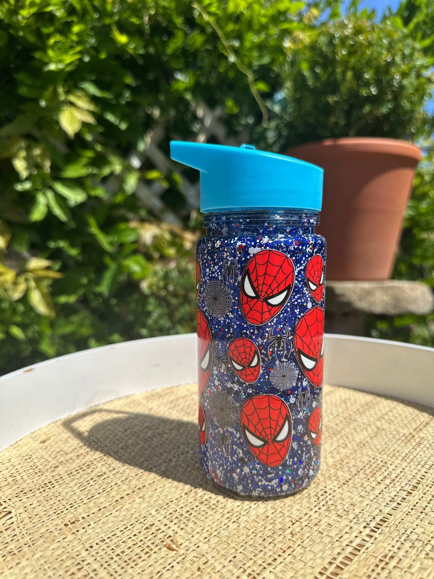 kids Spider-man snow globe drink bottle