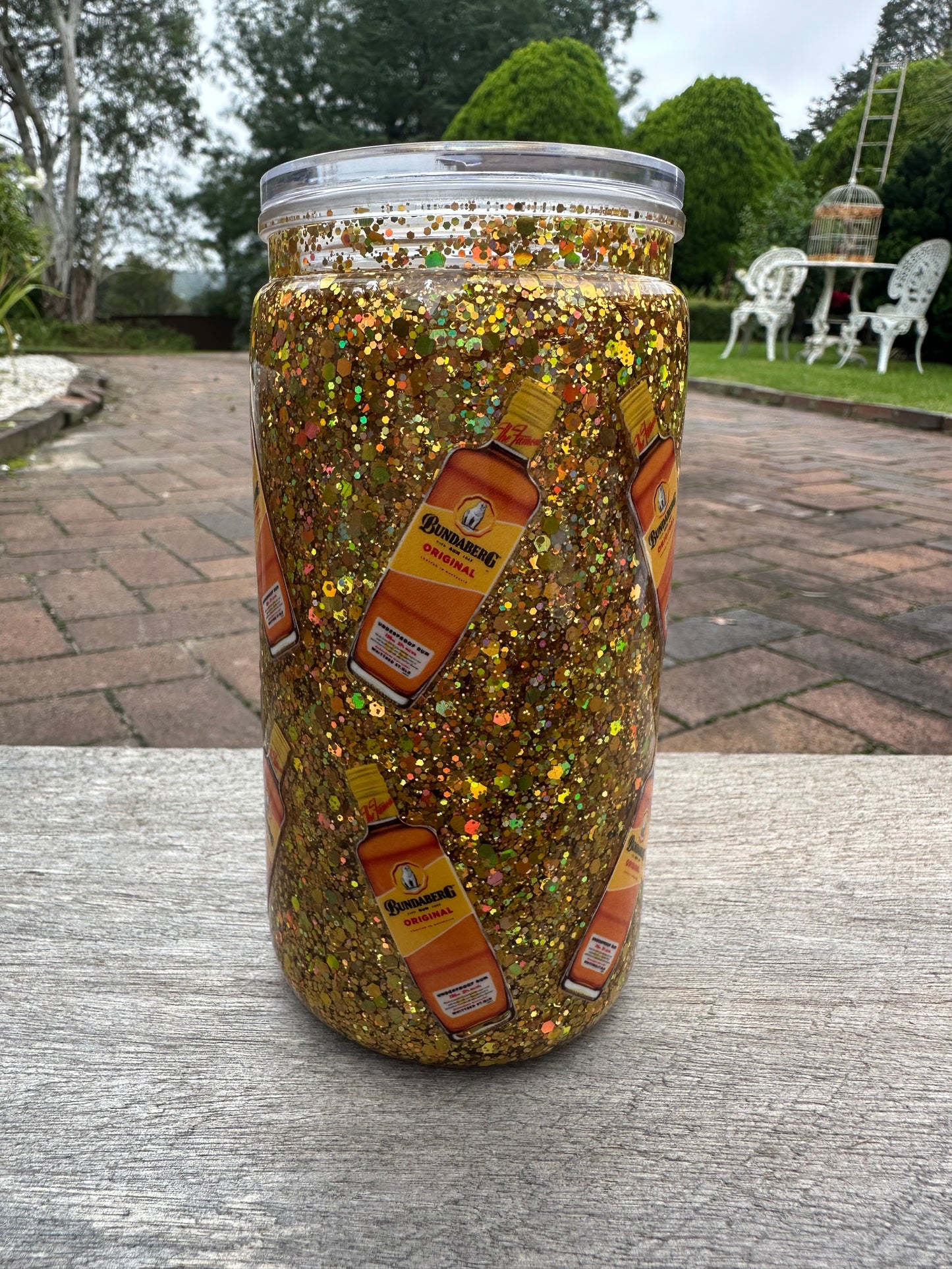 Bundy rum Snowglobe tumbler