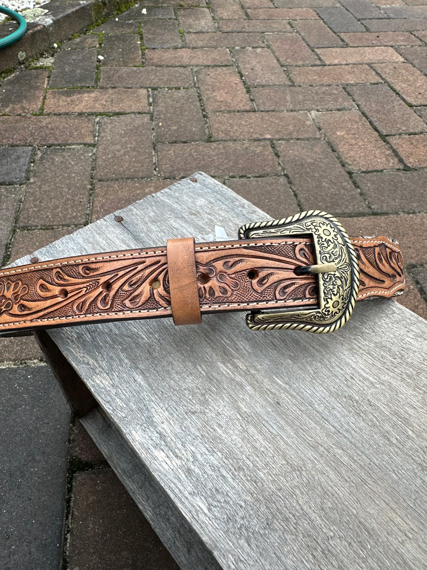 Australian Made Cowhide and leather Belt Size Large