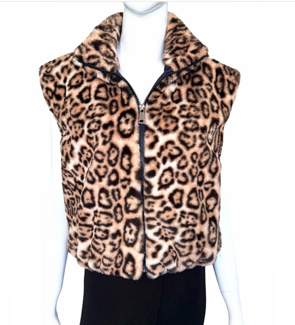 Animal print vest size:L/XL
