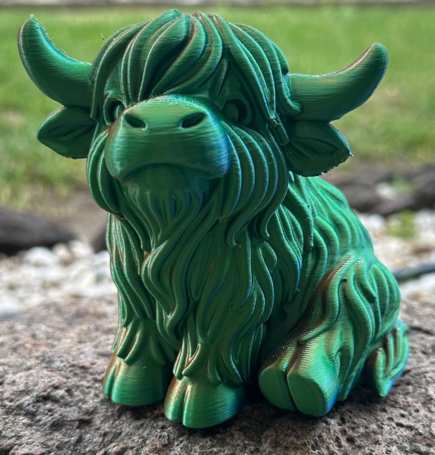 Colour shift 3D printed highland cow figurine large