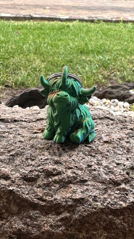 Colour shift 3D printed highland cow keychain