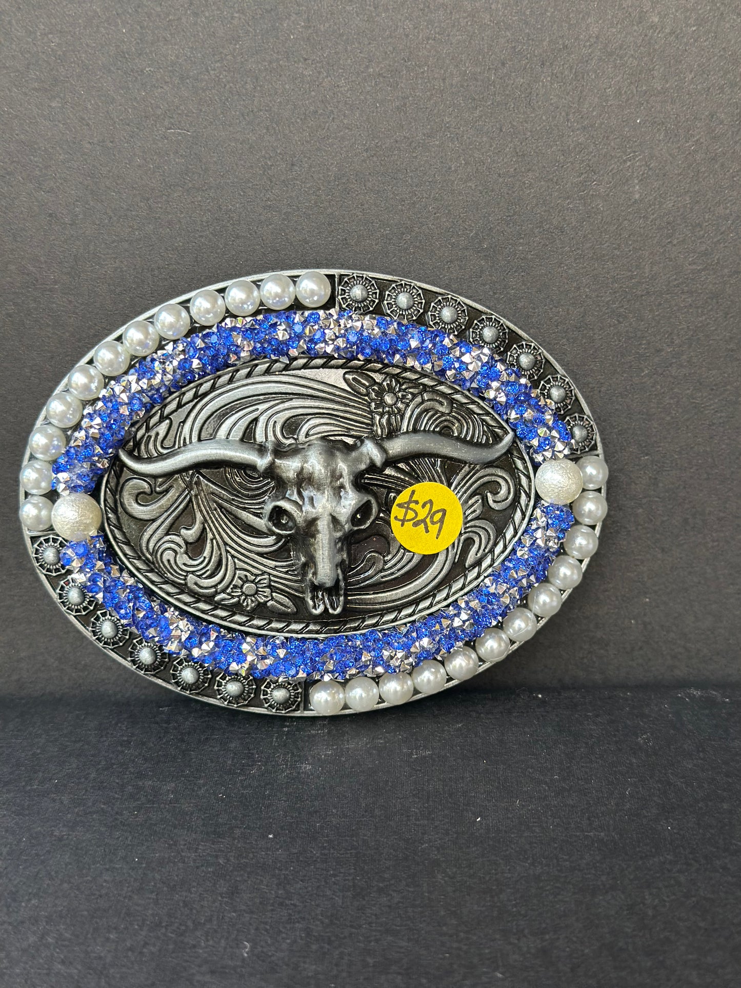 belt buckle