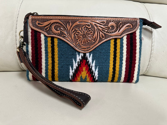 saddle blanket clutch