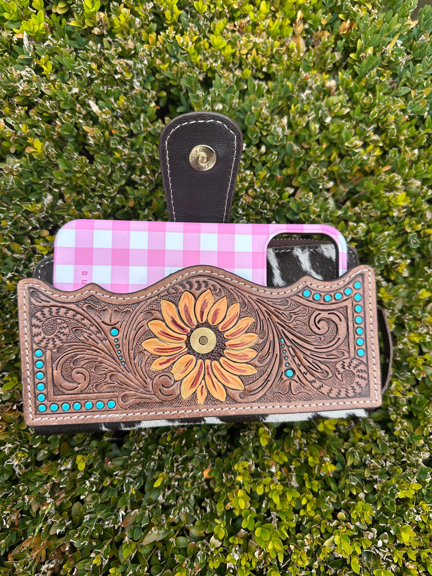 wallet with phone pocket